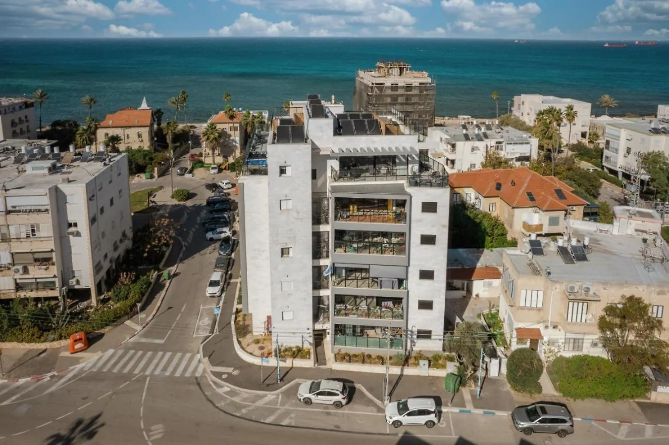 דירות חיפה Pool & Jacuzzi Seaview Penthouse By Sea N' Rent