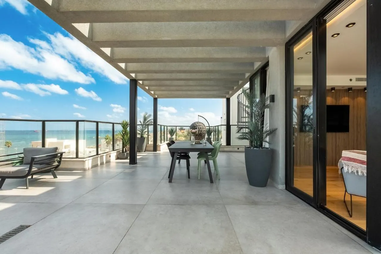 דירות חיפה Pool & Jacuzzi Seaview Penthouse By Sea N' Rent