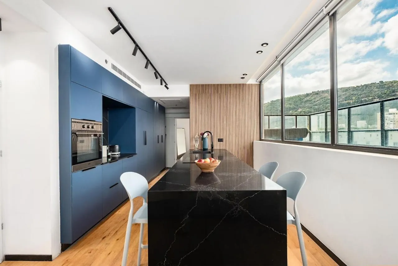 דירות חיפה Pool & Jacuzzi Seaview Penthouse By Sea N' Rent